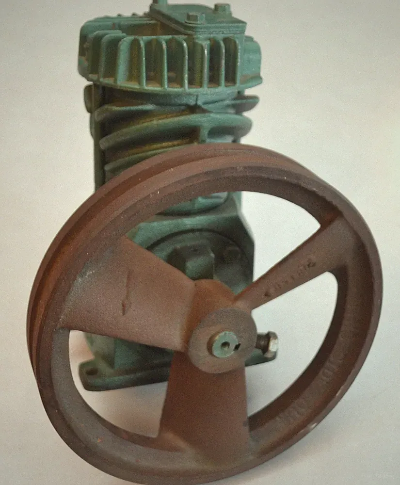 Speedaire Dayton Electric 2Z498A Air Compressor Head Pump with Original Pulley