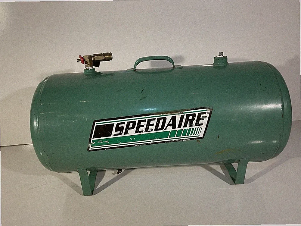 Speedaire Portable Air Tank, (13 Gallon?) Used.